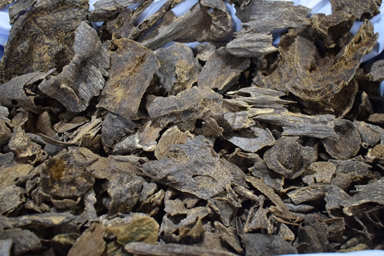 Cambodian Double Super Agarwood 4